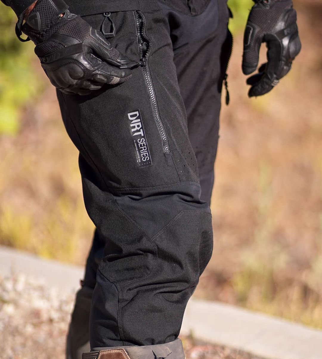 Motorcycle riding pants – durable, protective gear for road or adventure – shipped New Zealand-wide including Auckland and Wellington.