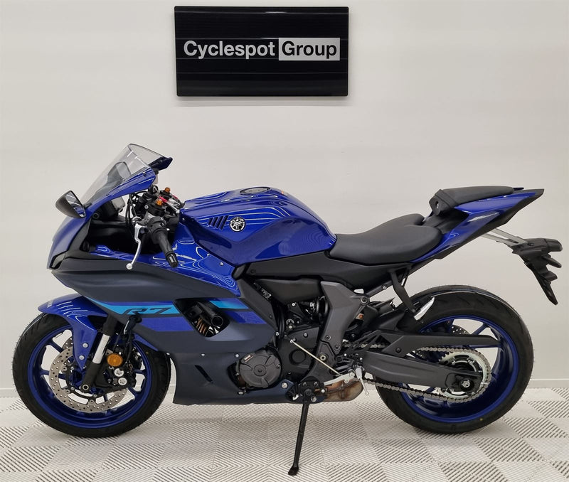 Load image into Gallery viewer, 2024 Yamaha YZF-R7 High Output