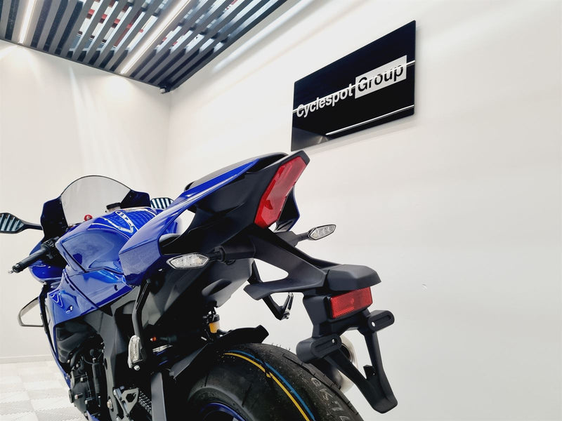 Load image into Gallery viewer, 2025 Yamaha YZF-R1
