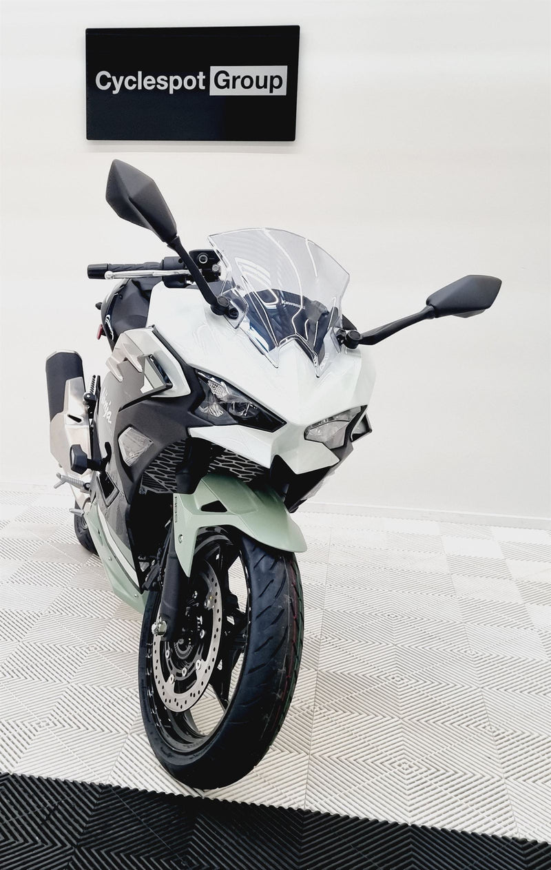 Load image into Gallery viewer, 2026 Kawasaki Ninja 500 SE (EX 500) (LAMS)