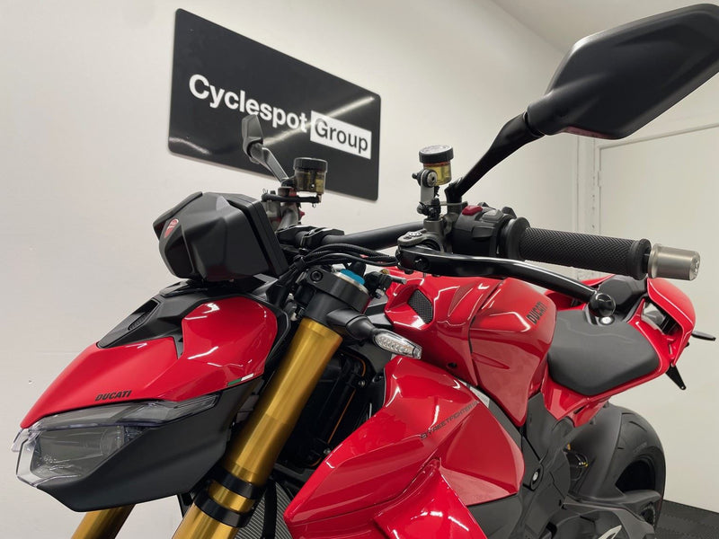 Load image into Gallery viewer, 2026 Ducati Street Fighter V4S