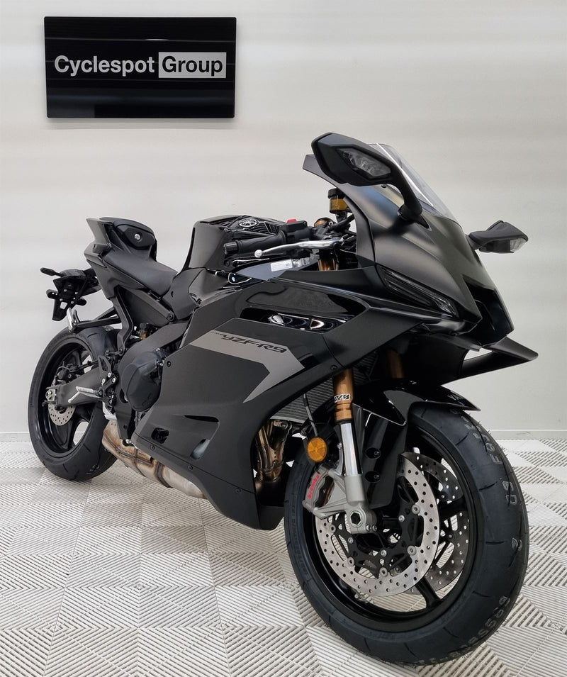 Load image into Gallery viewer, 2026 Yamaha R 9