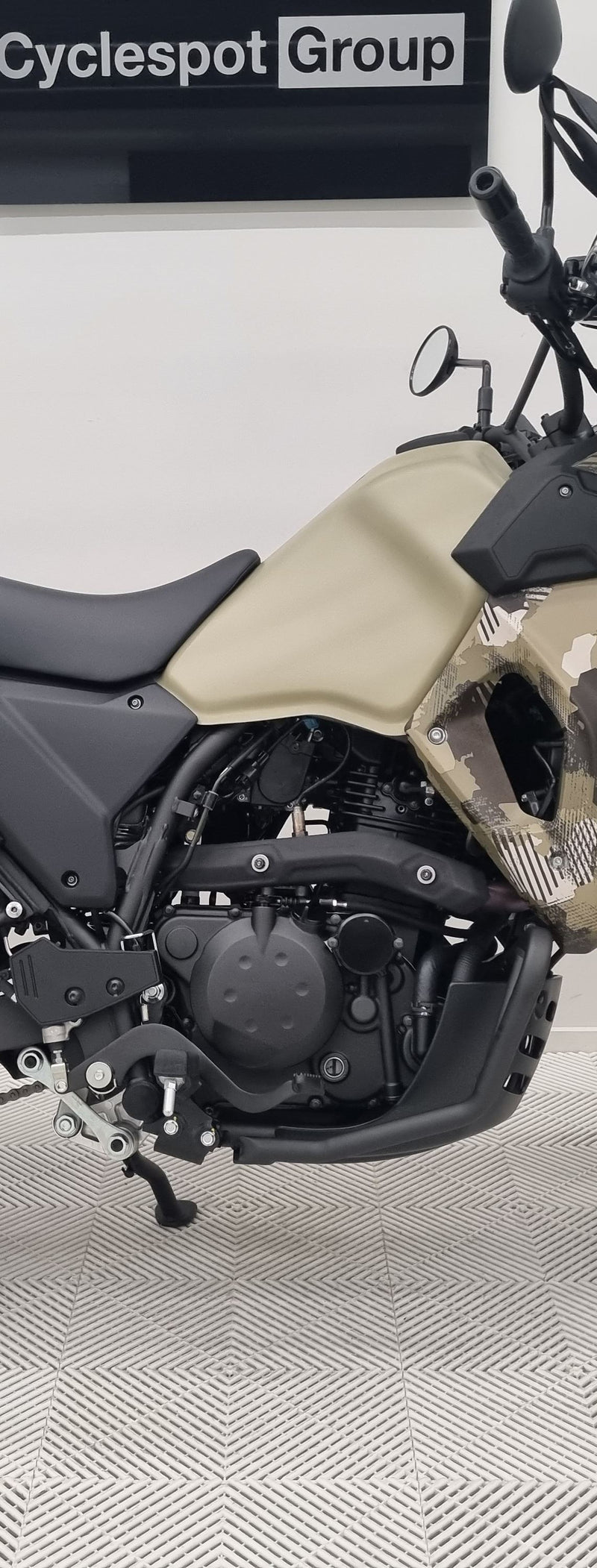 Load image into Gallery viewer, 2025 Kawasaki KLR 650 Adventure ABS