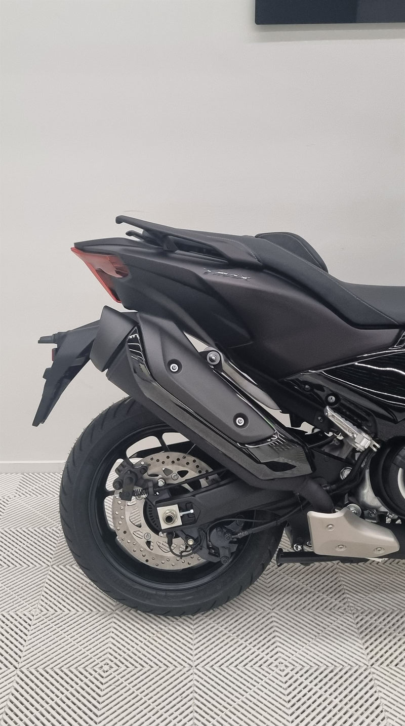 Load image into Gallery viewer, 2025 Yamaha T Max