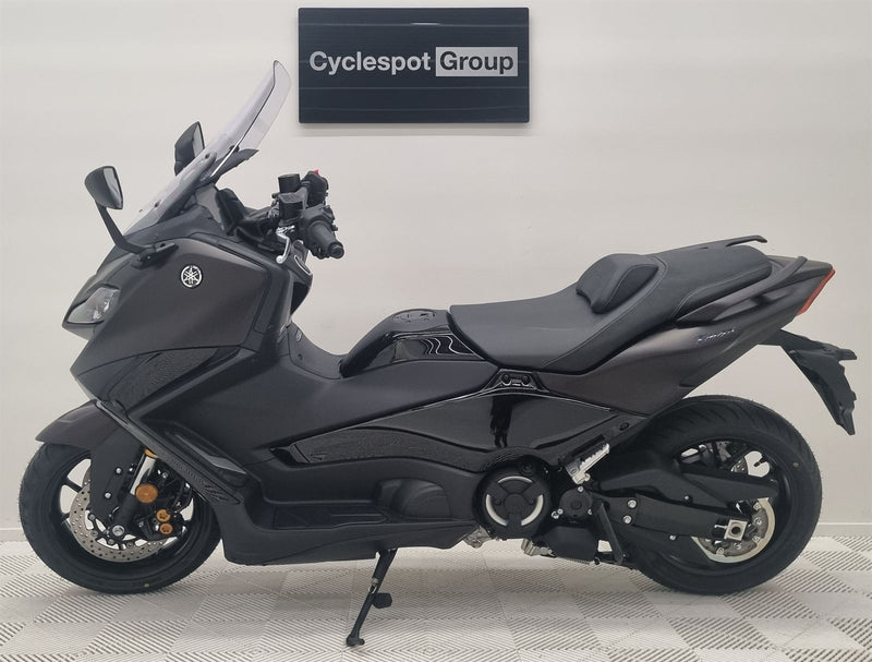 Load image into Gallery viewer, 2025 Yamaha T Max