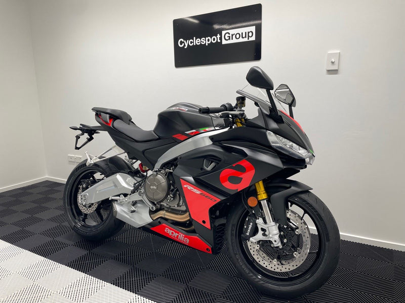 Load image into Gallery viewer, 2024 Aprilia RS 660