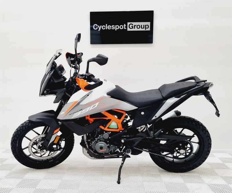 Load image into Gallery viewer, KTM 390 Adventure