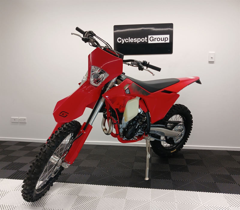 Load image into Gallery viewer, 2026 Gas Gas EC 350F