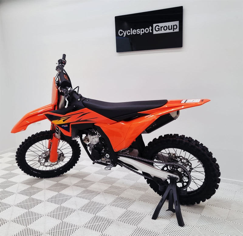 Load image into Gallery viewer, 2026 KTM SX-F 250