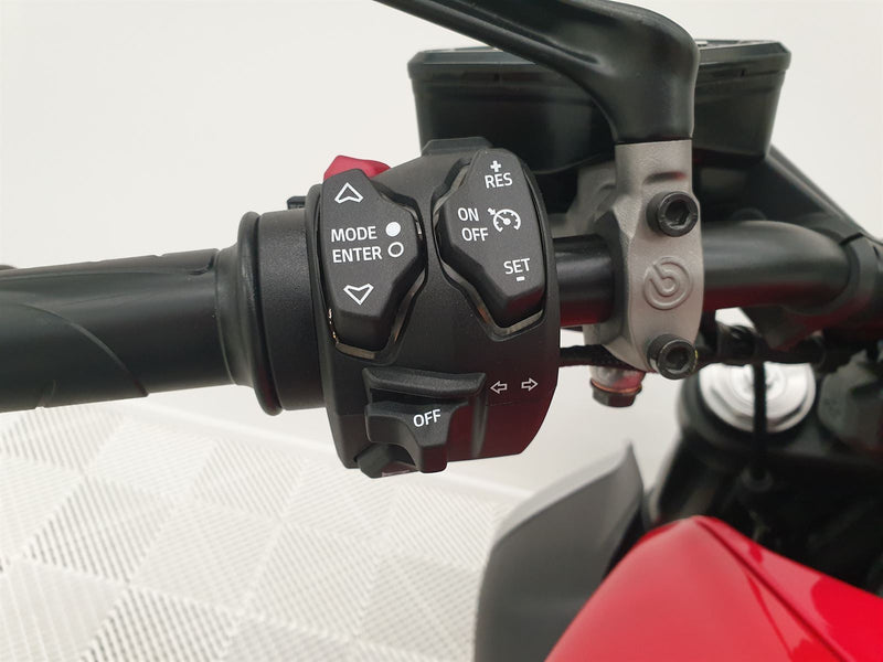 Load image into Gallery viewer, 2025 Ducati Diavel V4