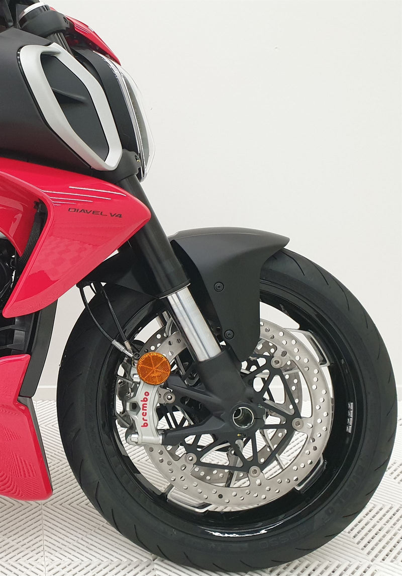 Load image into Gallery viewer, 2025 Ducati Diavel V4