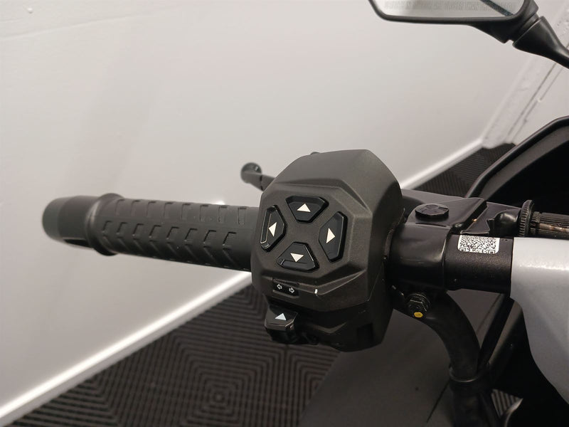 Load image into Gallery viewer, 2025 Aprilia RS 457