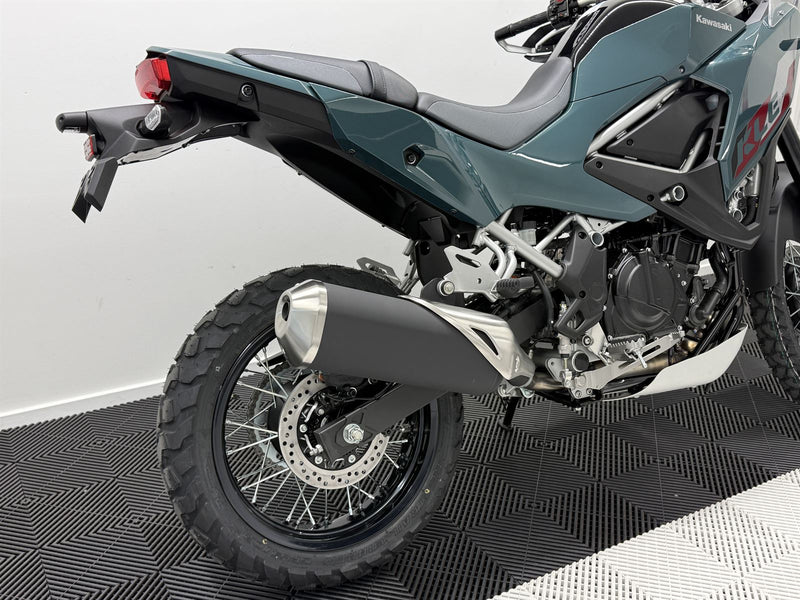 Load image into Gallery viewer, 2026 Kawasaki KLE500