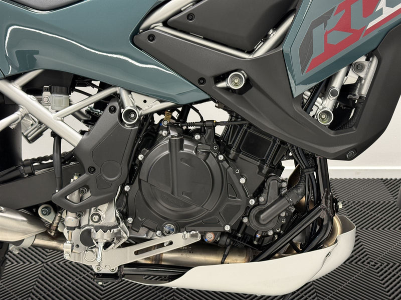 Load image into Gallery viewer, 2026 Kawasaki KLE500