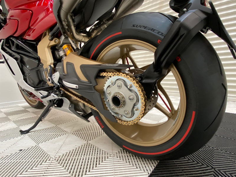 Load image into Gallery viewer, 2024 MV AGUSTA Superveloce 1000 Serie Oro