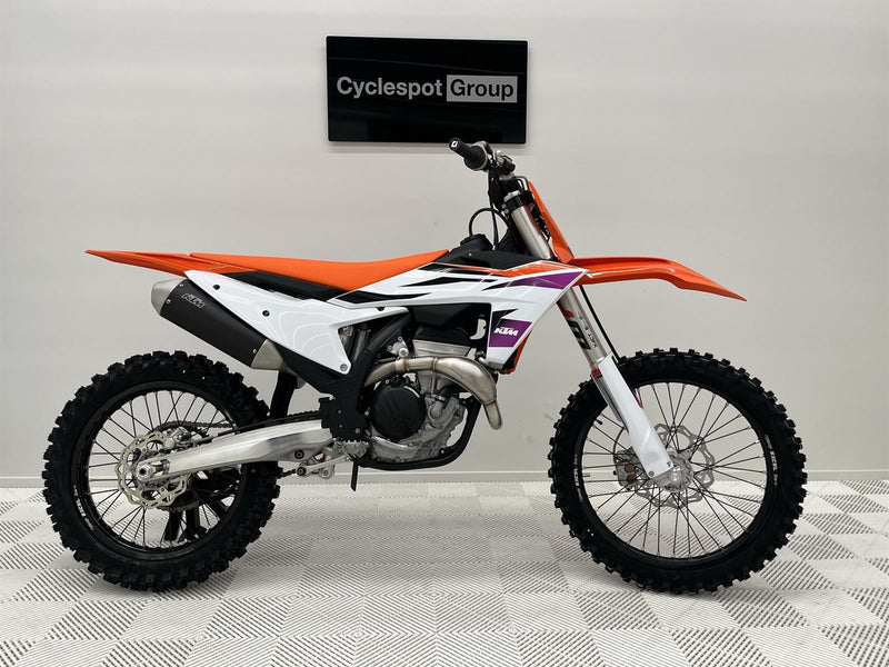 Load image into Gallery viewer, 2024 KTM SX-F 350