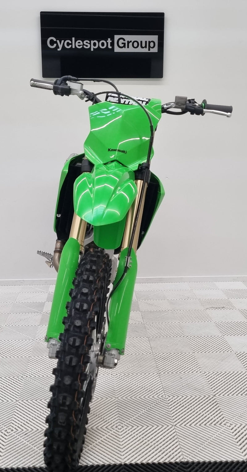 Load image into Gallery viewer, 2025 Kawasaki KX450