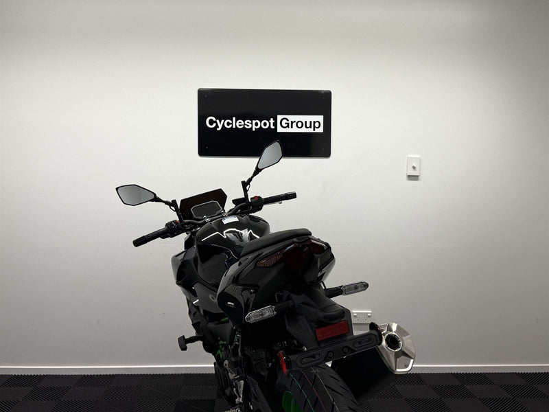 Load image into Gallery viewer, 2026 Kawasaki Z 500 SE LAMS