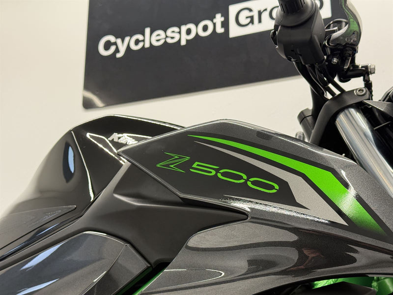Load image into Gallery viewer, 2026 Kawasaki Z 500 SE LAMS