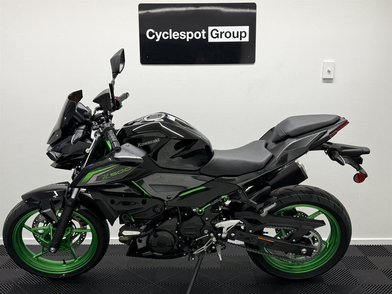Load image into Gallery viewer, 2026 Kawasaki Z 500 SE LAMS