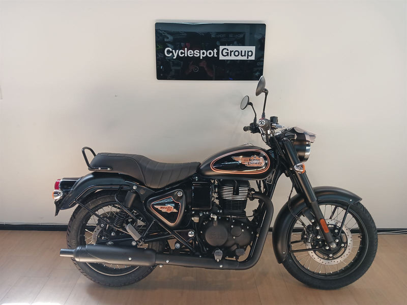 Load image into Gallery viewer, 2026 Royal Enfield Bullet 350 PREMIUM