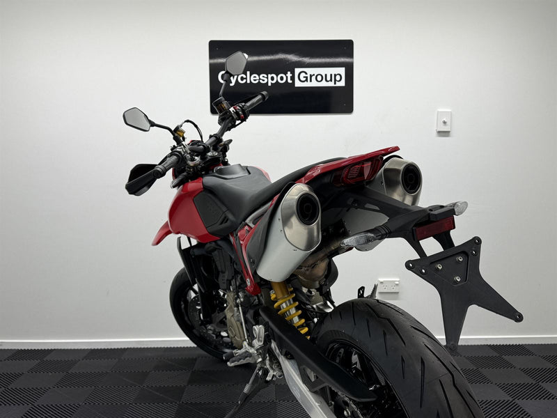Load image into Gallery viewer, 2024 Ducati Hypermotard 698 MONO