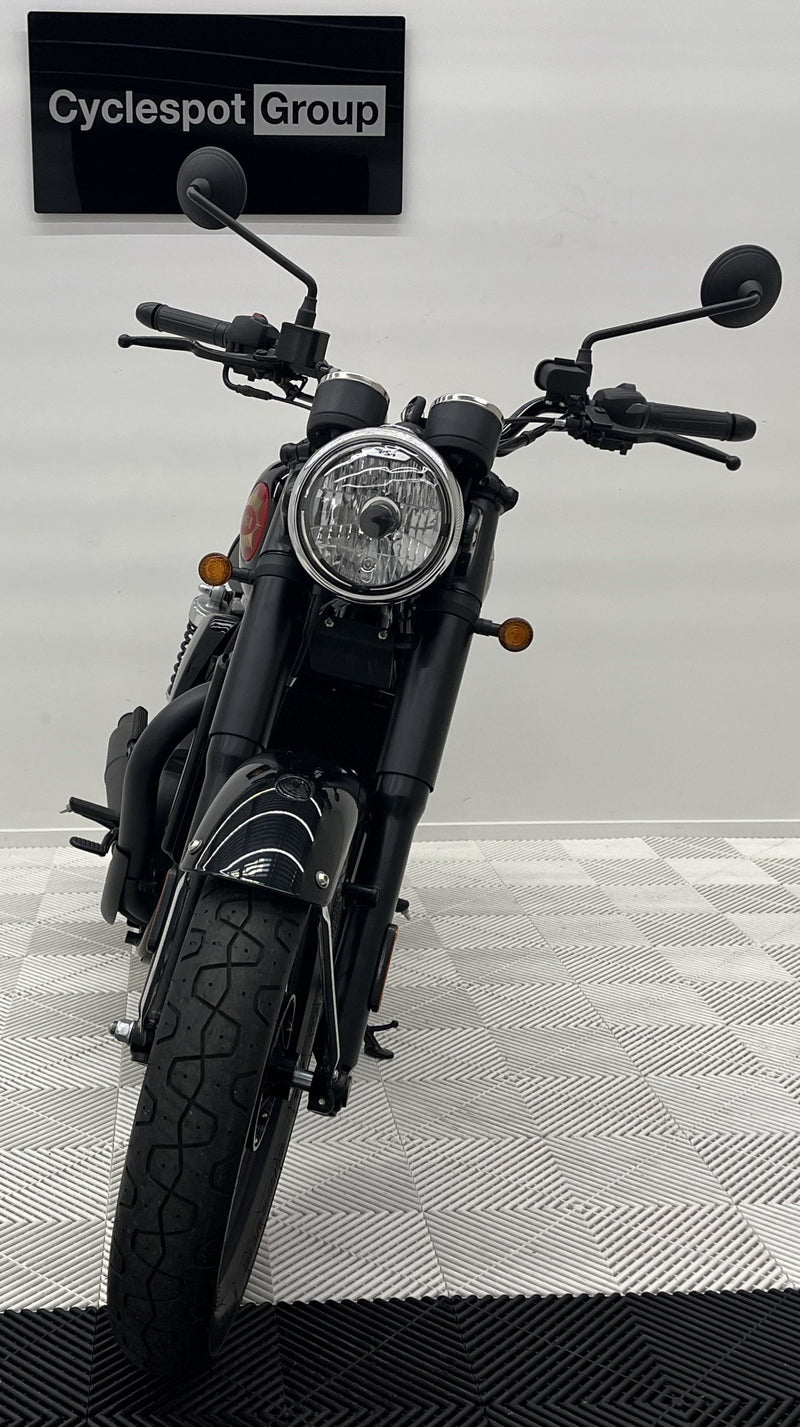 Load image into Gallery viewer, 2024 BSA Gold Star Shadow Black