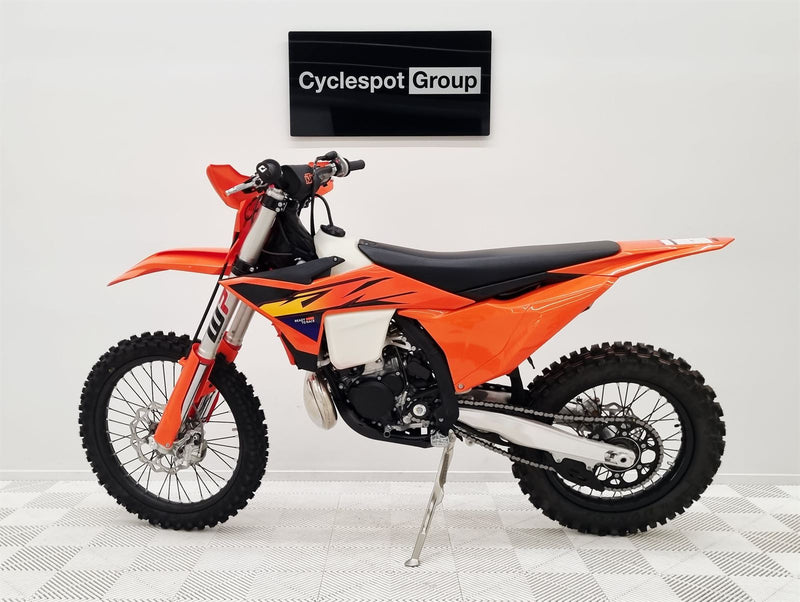 Load image into Gallery viewer, 2026 KTM XC 250