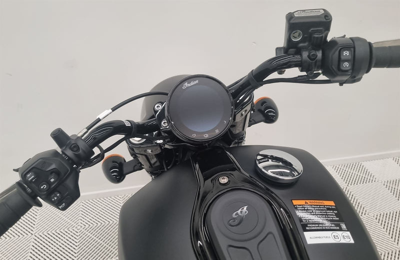 Load image into Gallery viewer, 2025 Indian Scout Bobber Limited + Tech