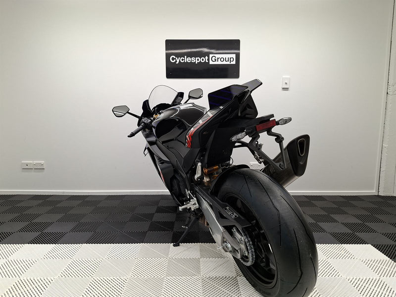 Load image into Gallery viewer, 2026 Aprilia RS V4 Factory