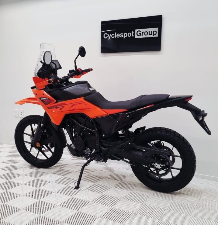 Load image into Gallery viewer, 2025 KTM Adventure 390X