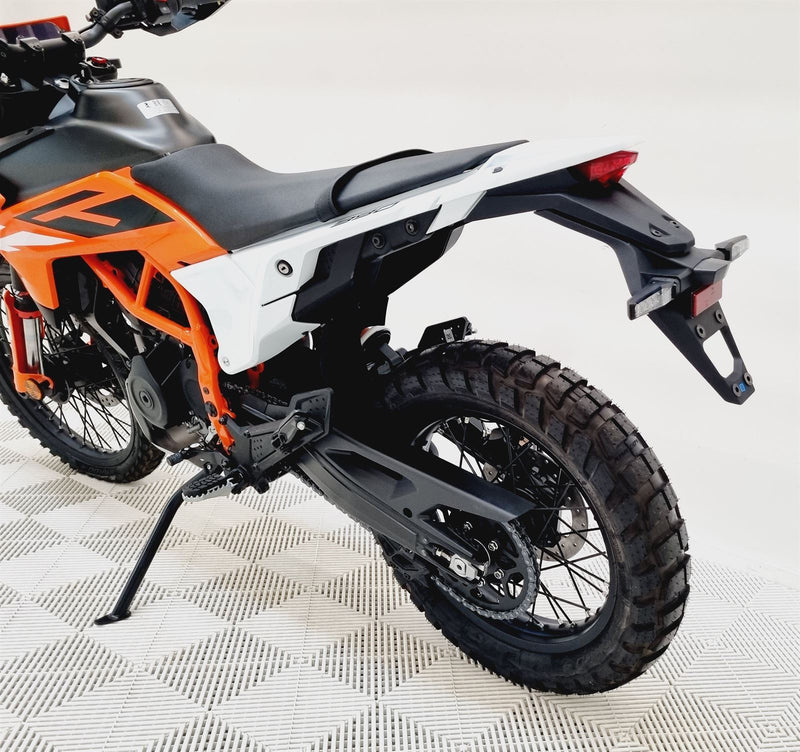 Load image into Gallery viewer, 2025 KTM Enduro 390 R