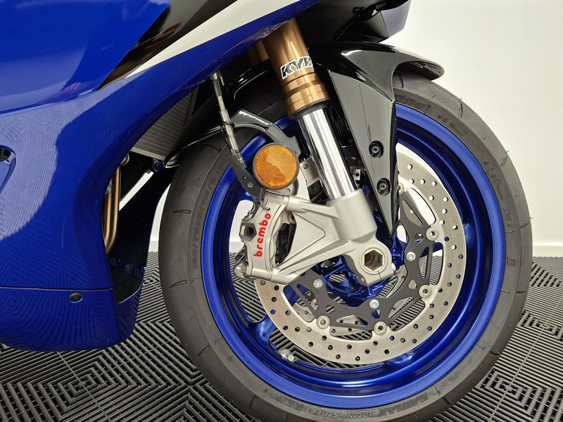 Load image into Gallery viewer, 2025 Yamaha YZF-R9 R9 - AKRAPOVIC EXHAUST