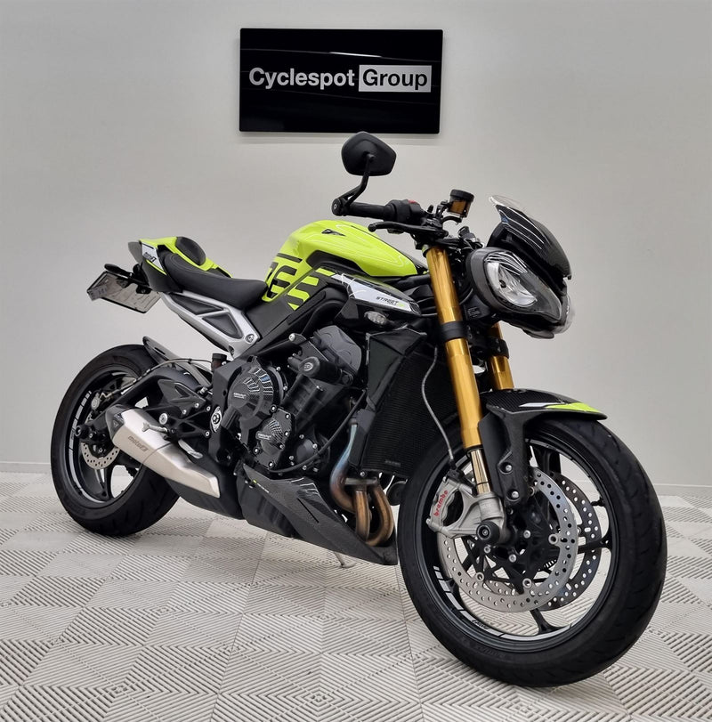 Load image into Gallery viewer, 2022 Triumph Street Triple Moto 2 - no.678/765