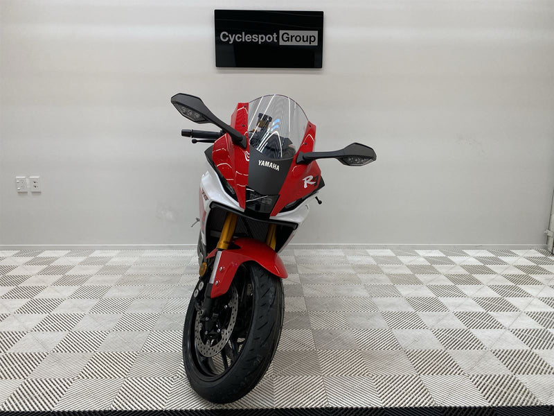 Load image into Gallery viewer, 2026 Yamaha R 7 LAMS 70th Anniversary edition