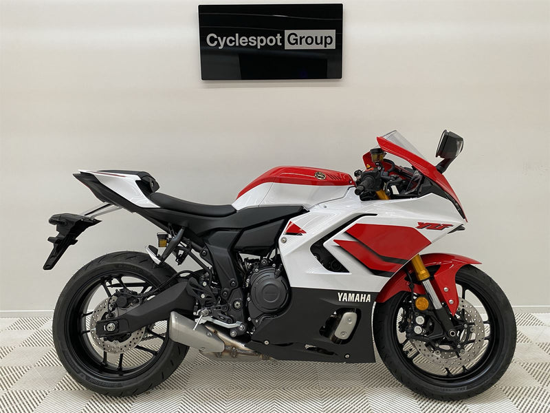 Load image into Gallery viewer, 2026 Yamaha R 7 LAMS 70th Anniversary edition