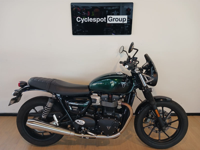 Load image into Gallery viewer, 2024 Triumph Street Twin