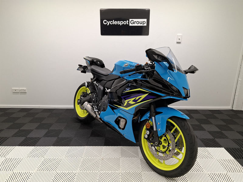 Load image into Gallery viewer, 2026 Yamaha YZF-R7 R7