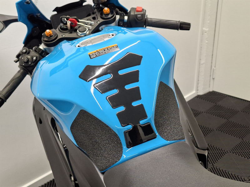 Load image into Gallery viewer, 2026 Yamaha R 7
