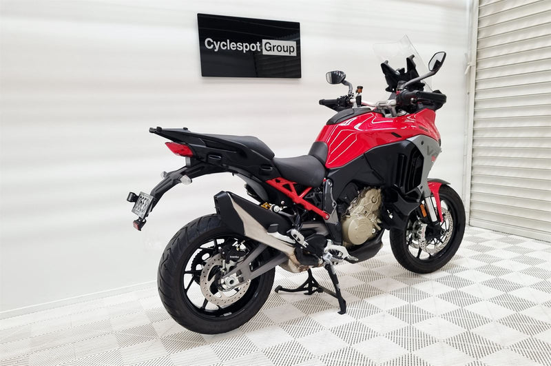 Load image into Gallery viewer, 2025 Ducati Multistrada V4S
