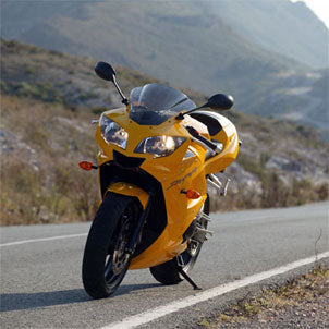 TRIUMPH Daytona 600 - 2003