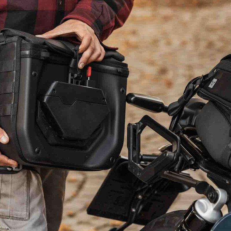 Load image into Gallery viewer, SW MOTECH LEGEND GEAR SIDE BAG 16L FOR V-LOC
