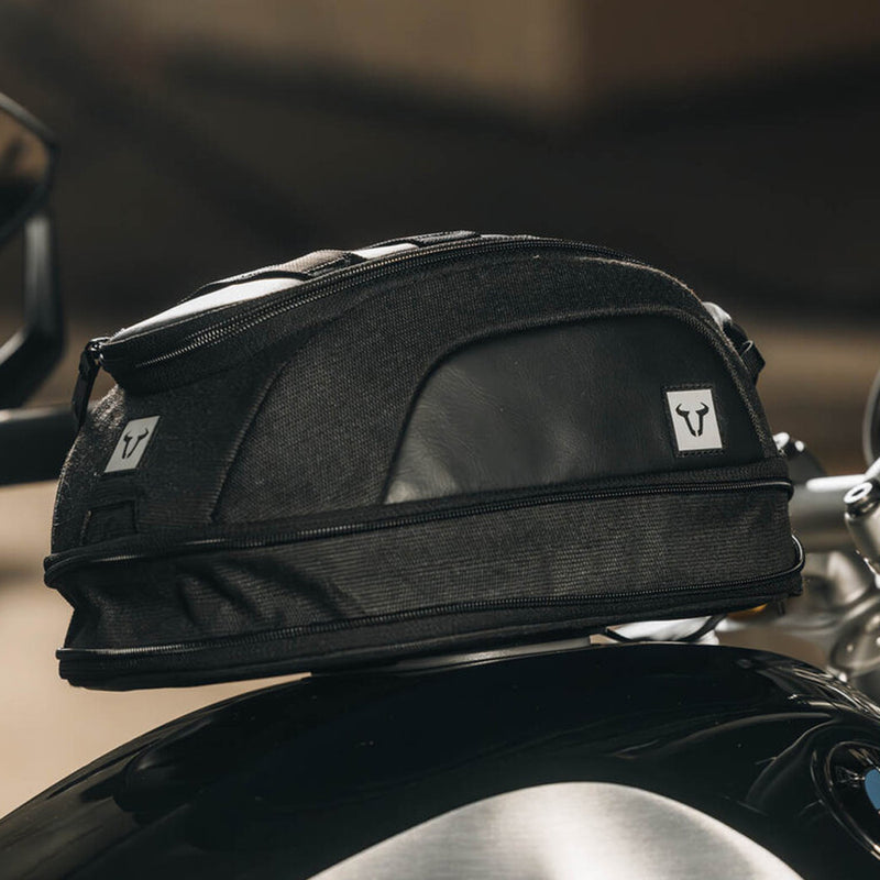 Load image into Gallery viewer, TANK BAG SW MOTECH LEGEND GEAR LT3 3-5 L ANTI-SKID BOTTOM FOR PRO TANK RING
