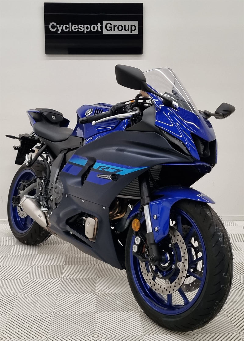 Load image into Gallery viewer, 2024 Yamaha YZF-R7 High Output
