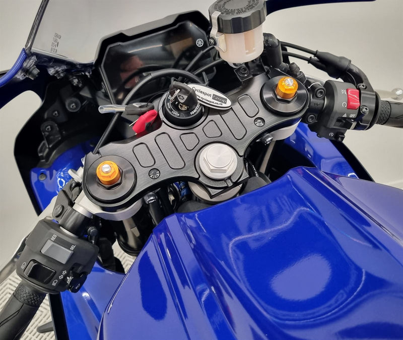 Load image into Gallery viewer, 2024 Yamaha YZF-R7 High Output
