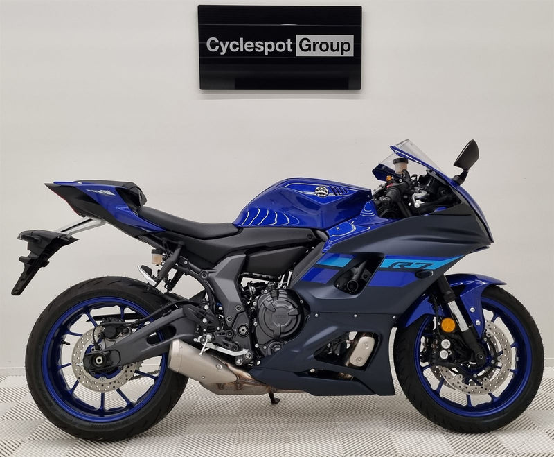 Load image into Gallery viewer, 2024 Yamaha YZF-R7 High Output
