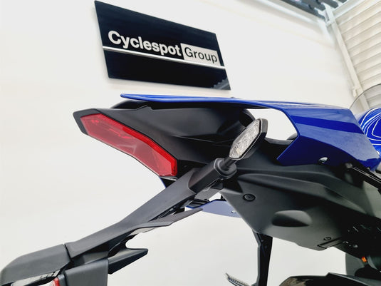 2025 Yamaha YZF-R1