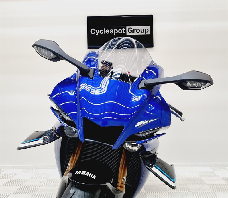 Load image into Gallery viewer, 2025 Yamaha YZF-R1
