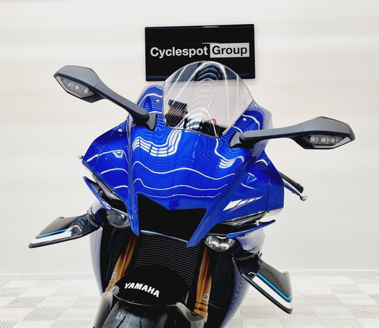 2025 Yamaha YZF-R1