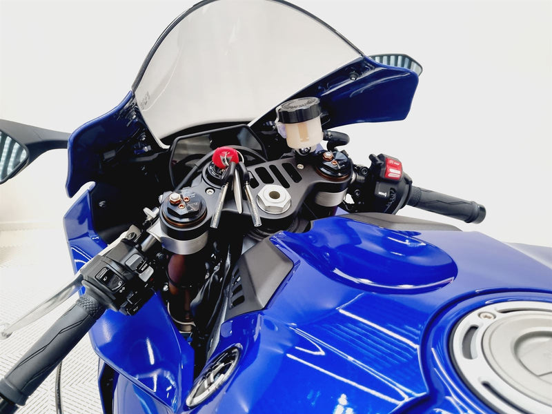 Load image into Gallery viewer, 2025 Yamaha YZF-R1

